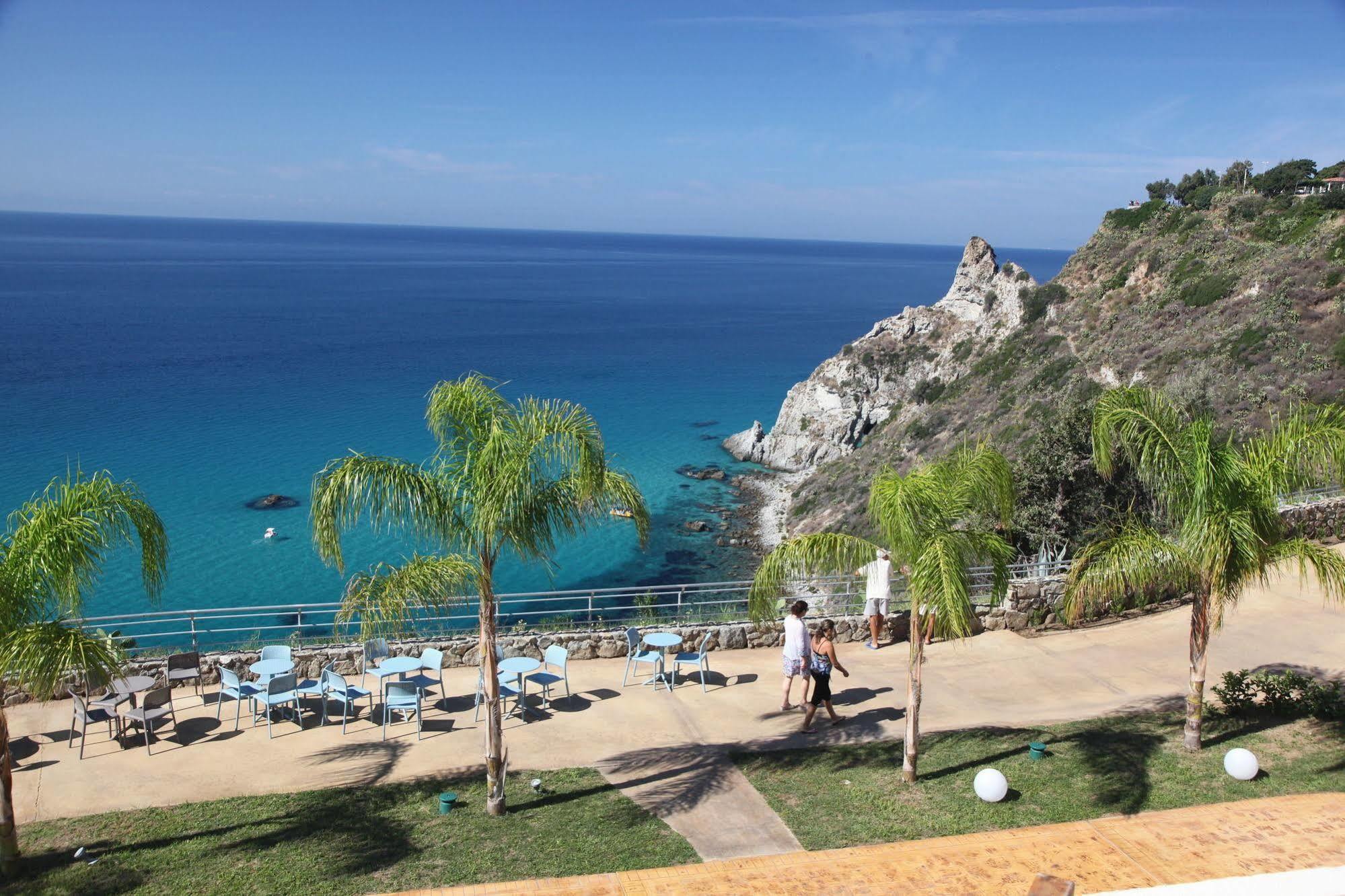 Blue Bay 4*